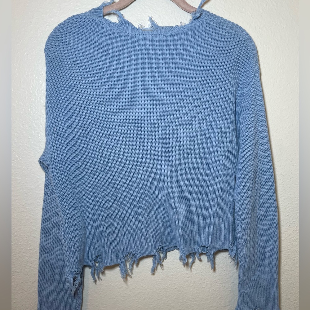 ❤️‍🔥BLUE KNITTED SWEATER - Picture 2 of 4